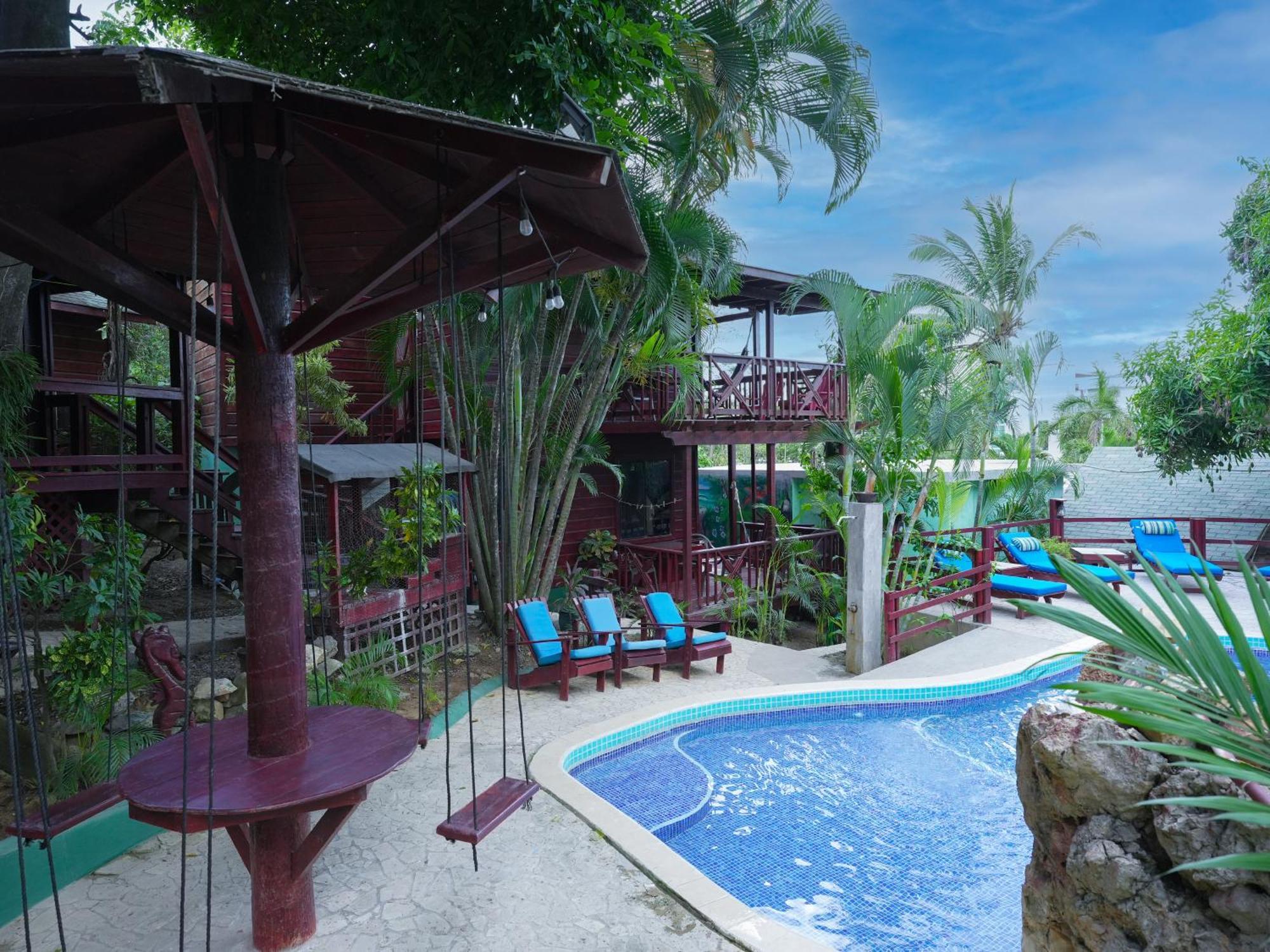 West Bay Lodge And Spa Esterno foto