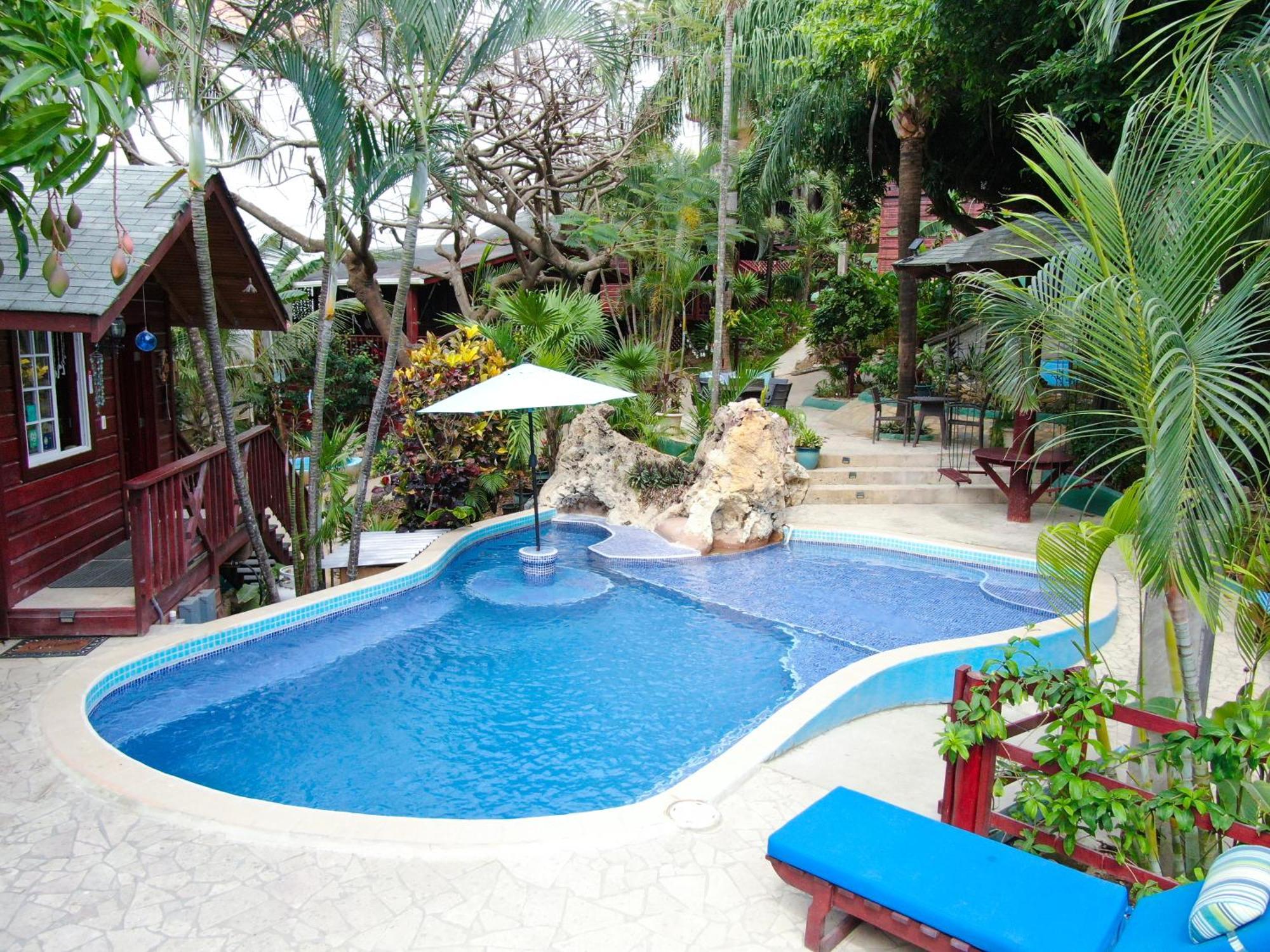 West Bay Lodge And Spa Esterno foto