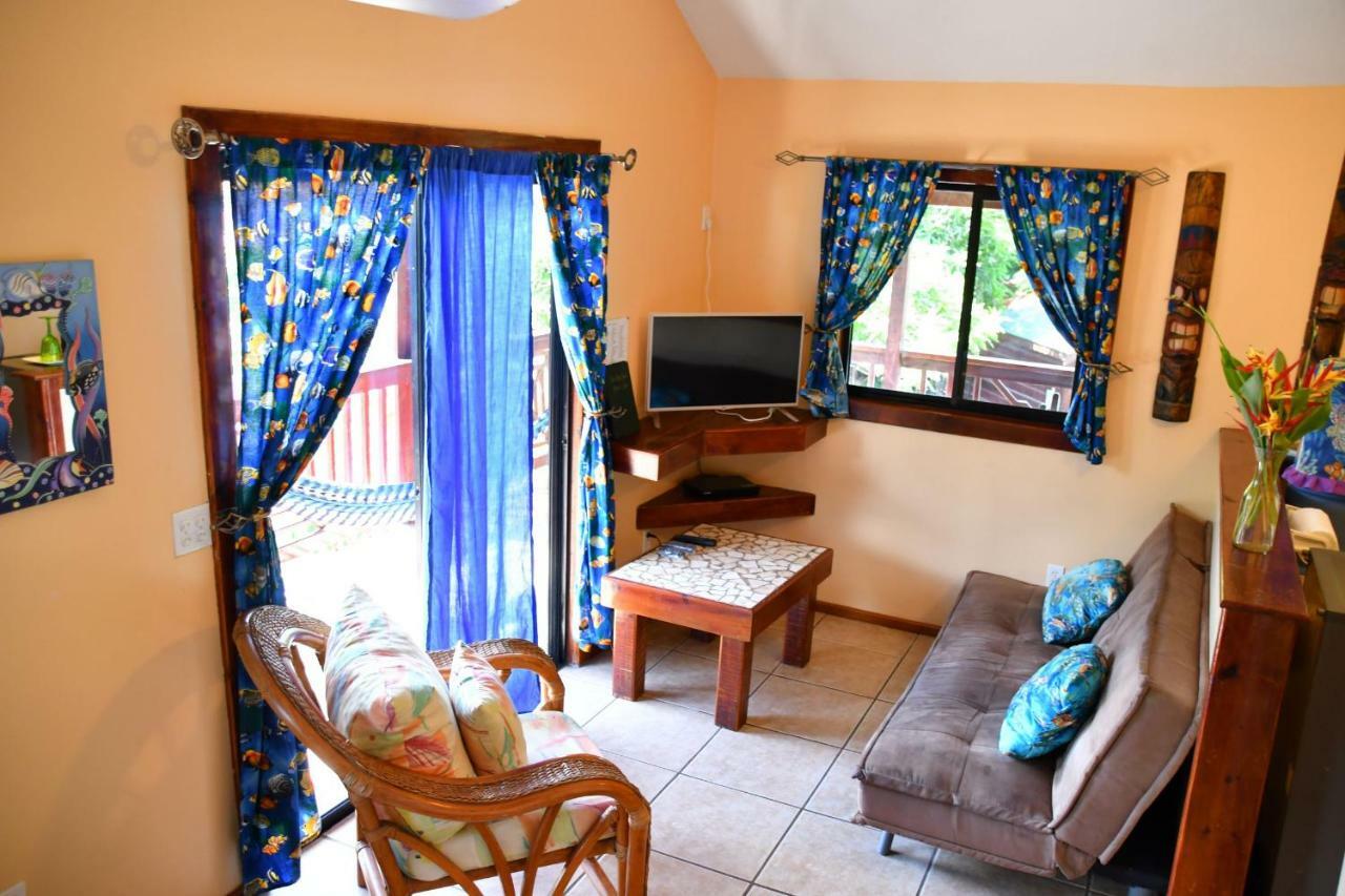 West Bay Lodge And Spa Esterno foto